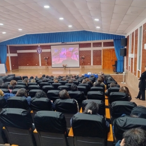 Los/as asistentes de la educación participan en otra jornada del taller psicológico